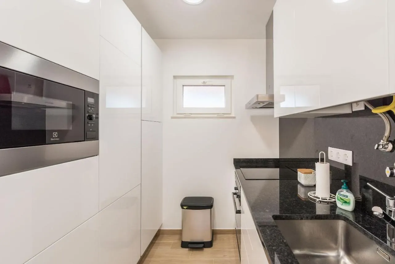 Prainha Luxury Apartment アルヴォル 0*,  ポルトガル