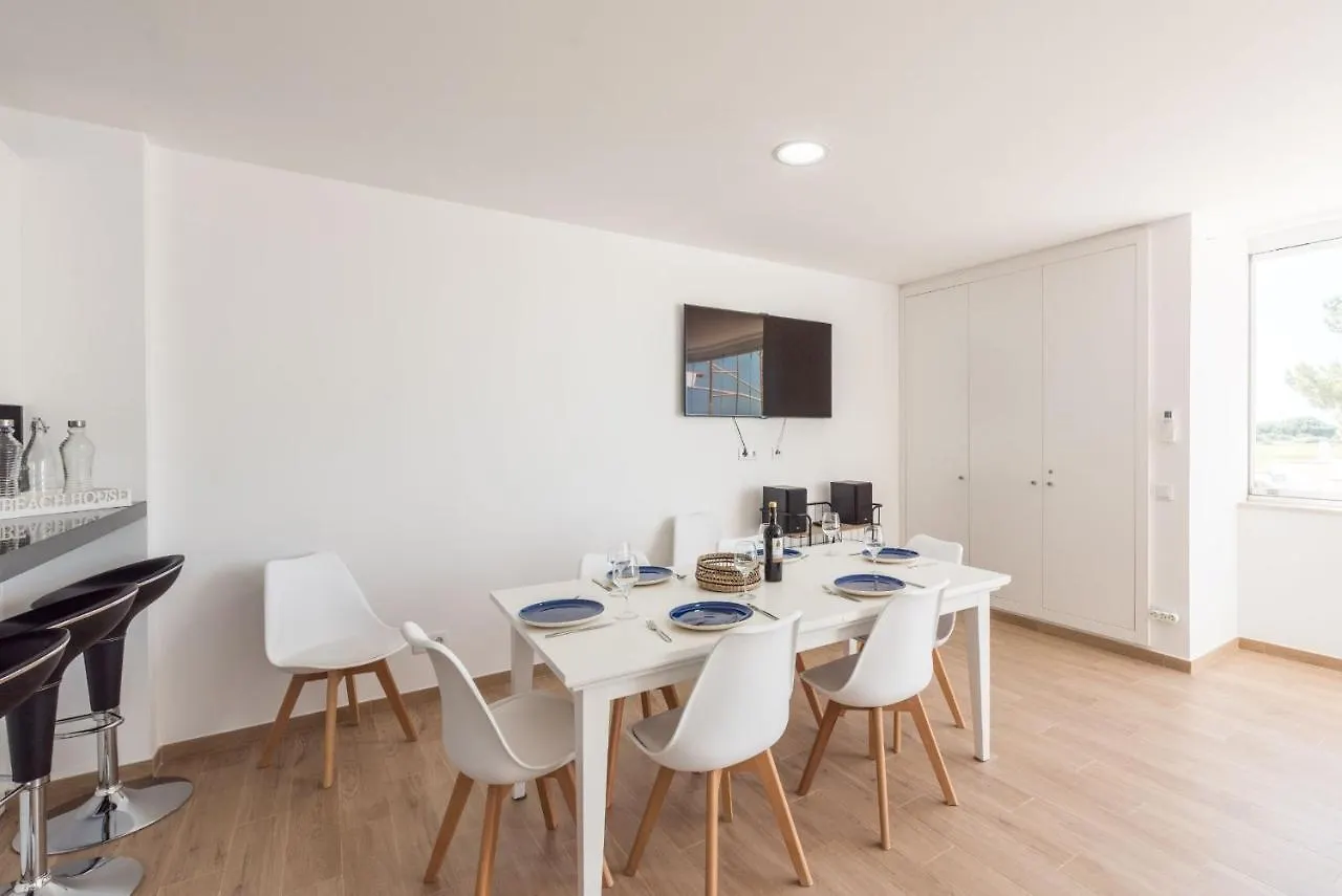 Prainha Luxury Apartment 알보르