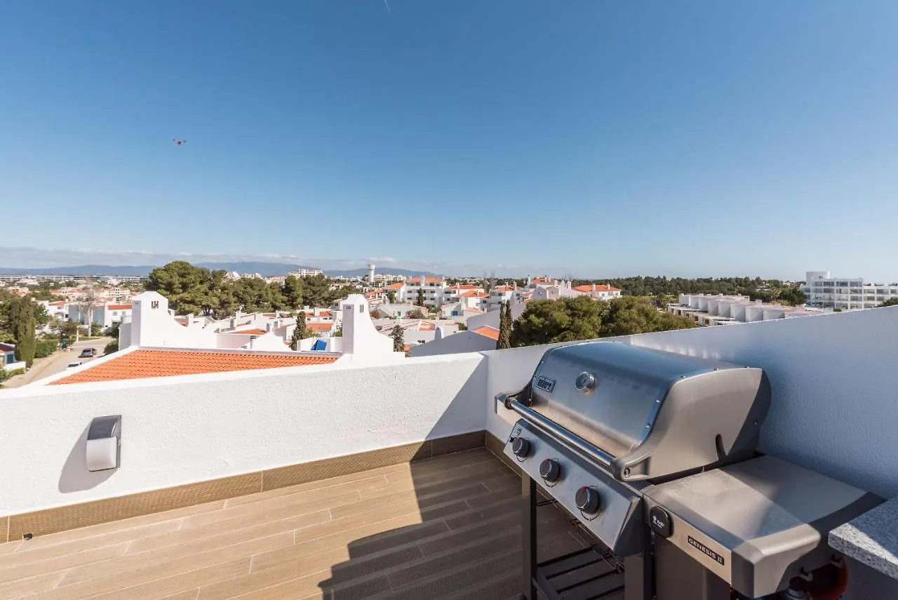 Prainha Luxury Apartment 알보르